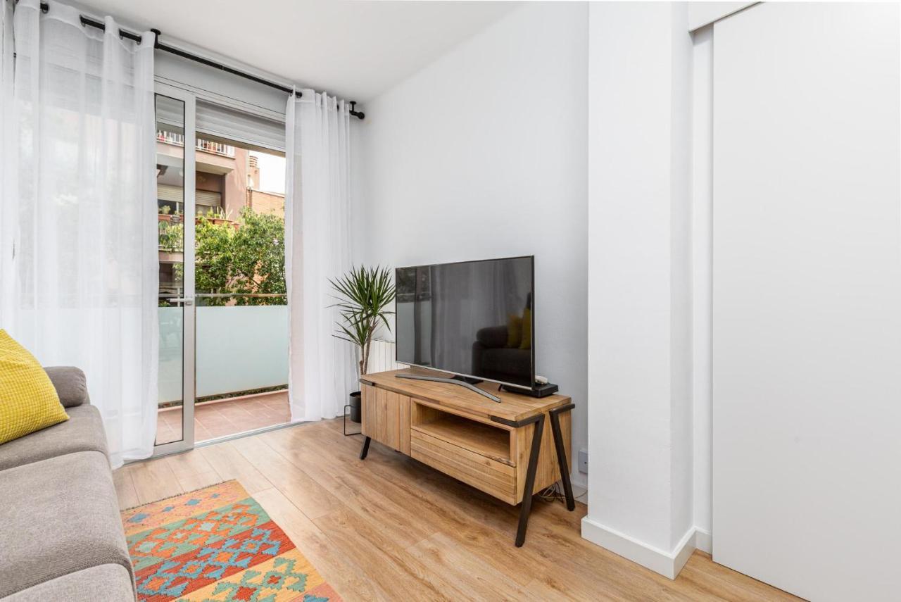 Simply Stunning - Hidden Gem, Heart Of Poble Sec Apartman Barcelona Kültér fotó